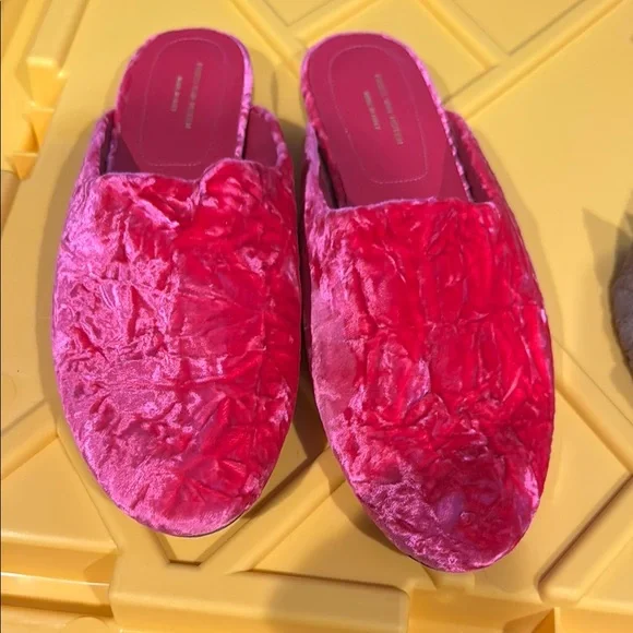 Dries Van Noten Pink Velvet Mules - Picture 4 of 7